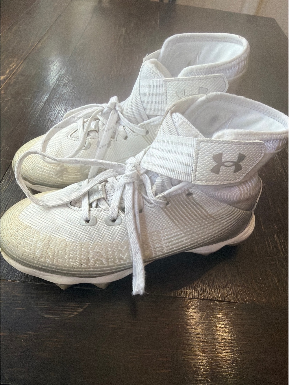Boys under armour cleats